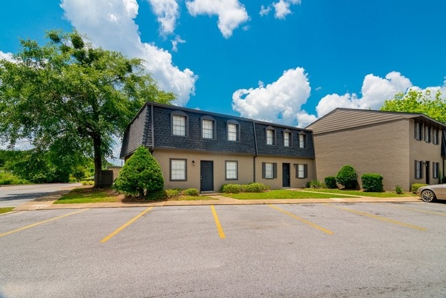 Building Photo - Barrington Park Apartments