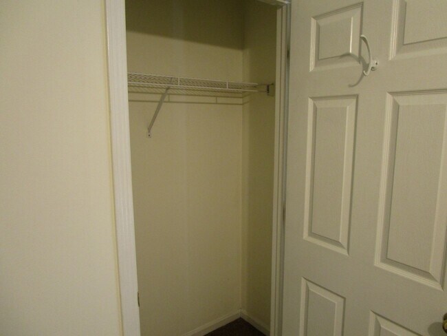 Building Photo - 3519-3521 Prescott Dr.