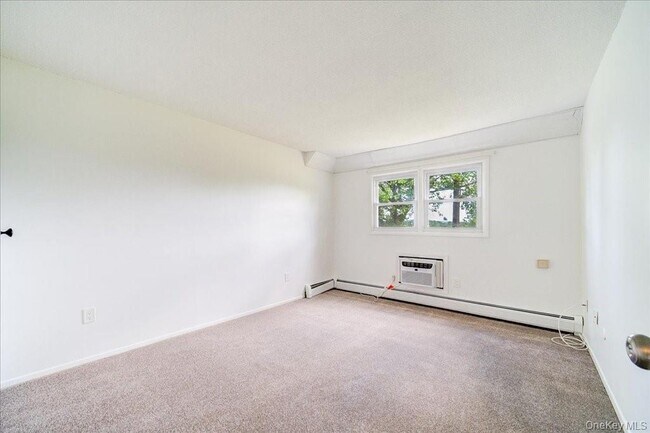 Building Photo - 37 Alpine Dr