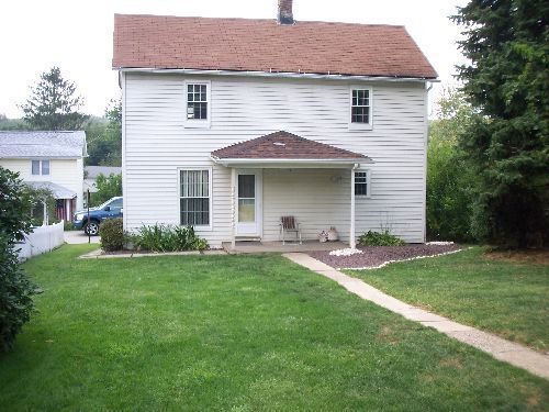 Building Photo - Cute 2 Bedroom / 1.5 Bath home in Penn Tra...