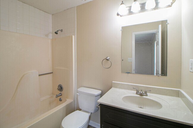 Building Photo - 329 Northridge Dr