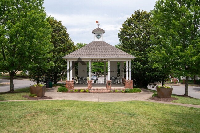 Building Photo - 7111 Lenox Village Dr