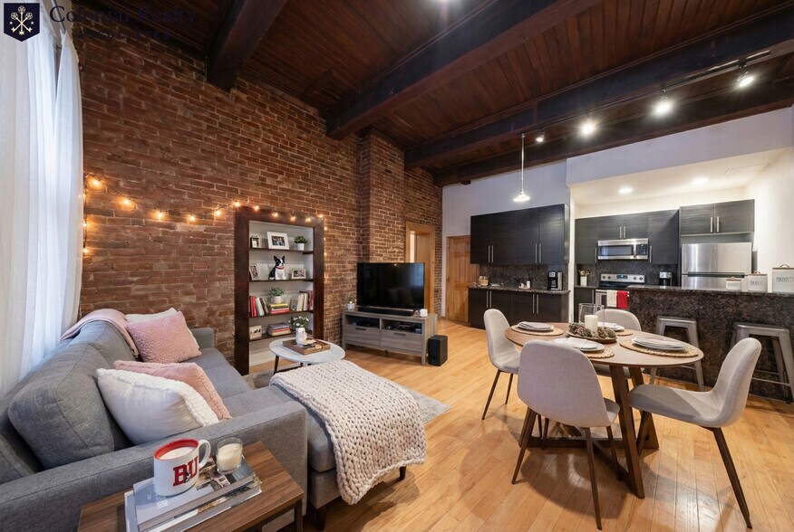 Building Photo - 25 St Marys Ct