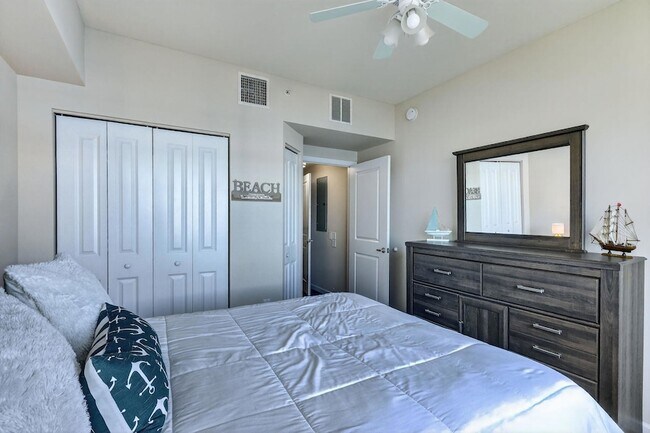 Building Photo - 415 NW Flagler Ave