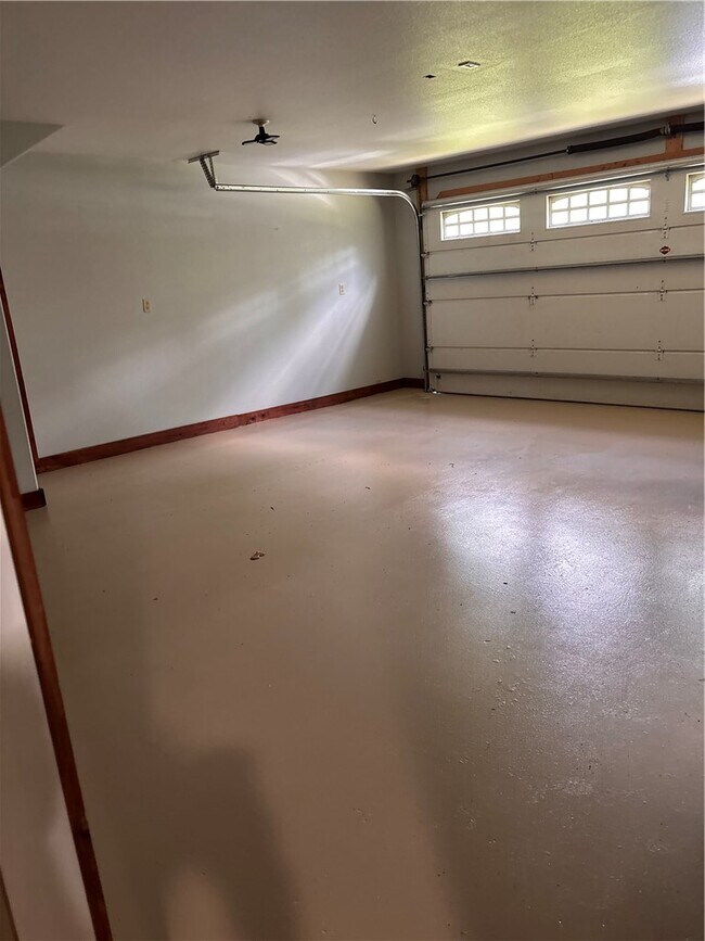 Building Photo - 15258 Shipe Rd