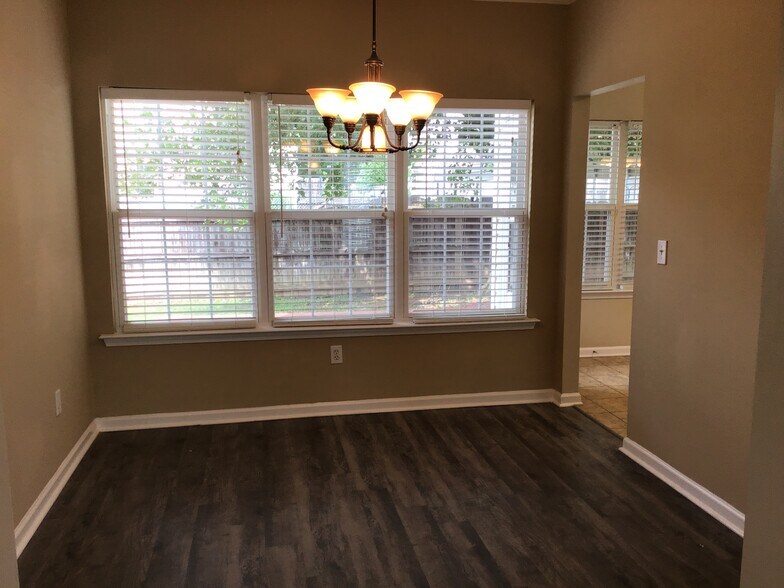 Building Photo - 300 Canvasback Way