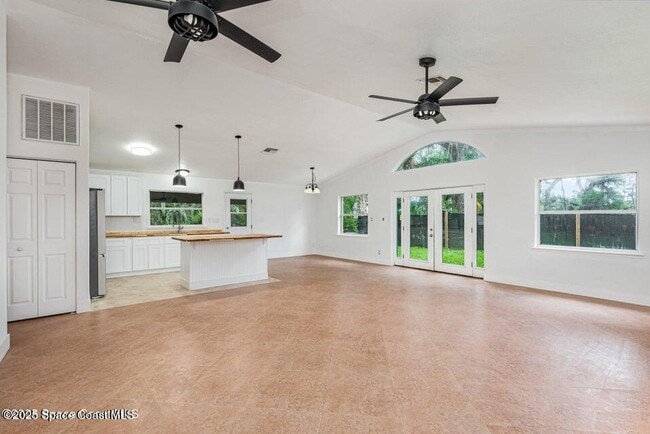 Building Photo - 4085 Cypress Bend