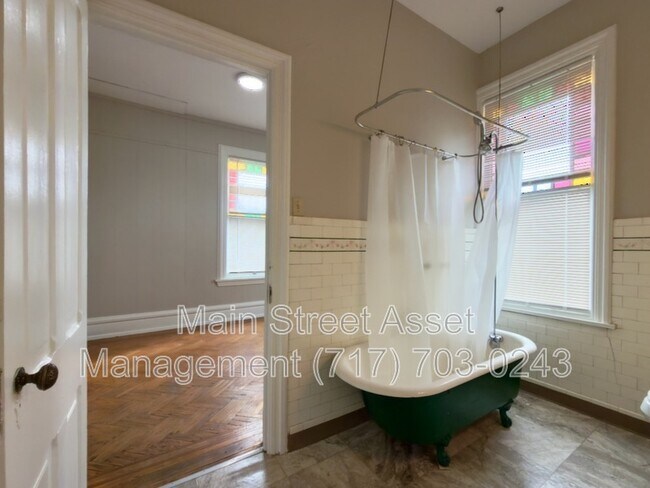 Building Photo - 2011 N 3rd St