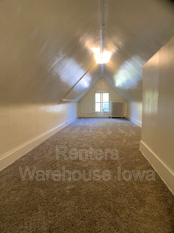 Primary Photo - 1071 23rd St