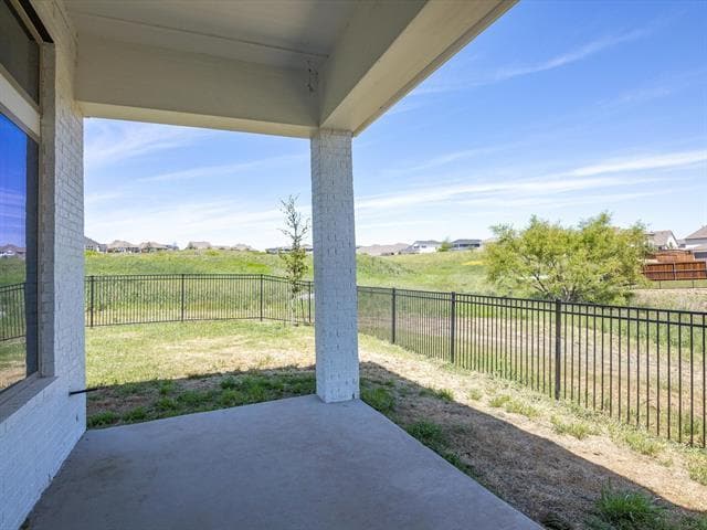 Building Photo - 2156 Domingo Dr