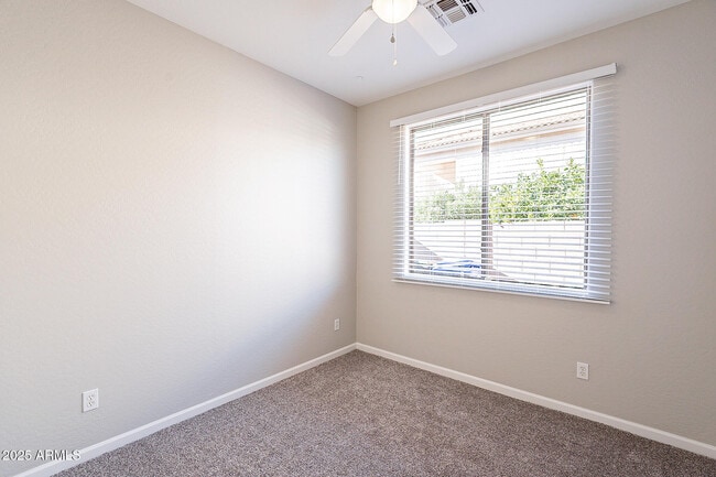 Building Photo - 12614 W Earll Dr