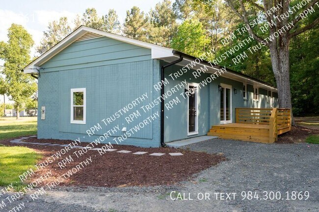 Building Photo - 6561 Huntsboro Rd