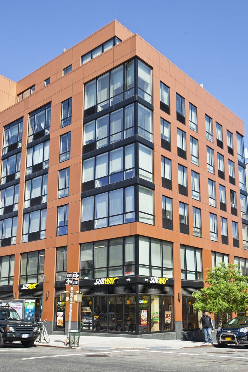 Building Photo - 1595 Lexington Ave