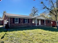 Building Photo - 1500 Beacon Hill Dr