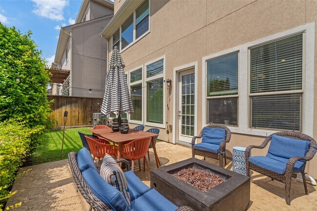 Building Photo - 1407 Devonshire Manor Ln