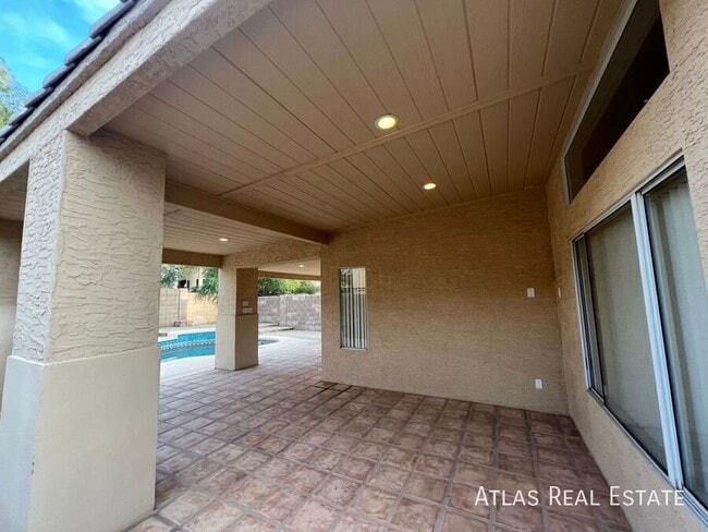 Building Photo - 30427 North 42nd Pl