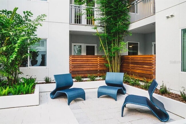 Building Photo - 503 Chatham Ave