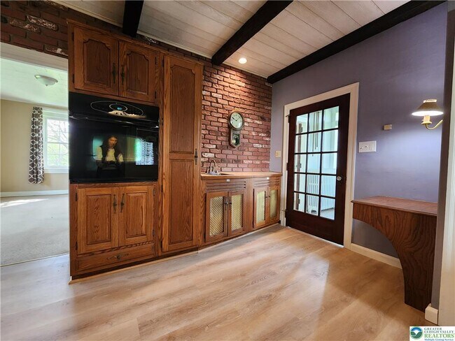 Building Photo - 4939 Indian Creek Rd