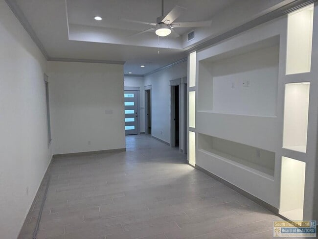 Building Photo - 2605 Haverford Blvd