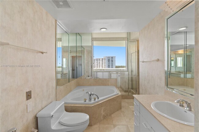 Building Photo - 4201 Collins Ave