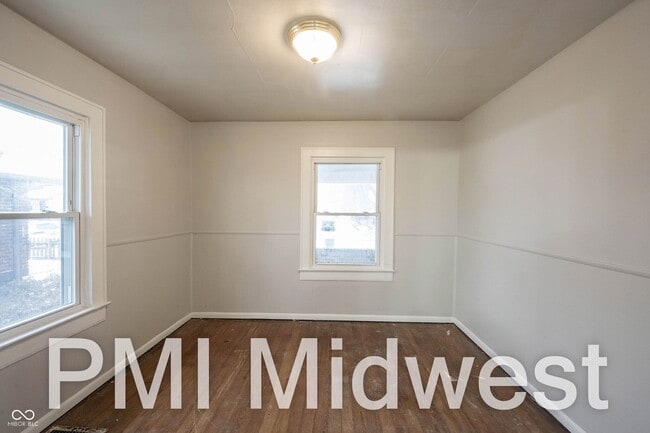 Building Photo - 2905 E 17th St