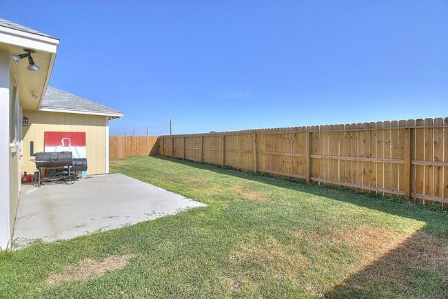 Building Photo - 6806 Witts Way