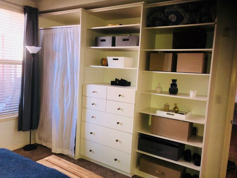 Custom Built in Shelving - 1975 N Grant St