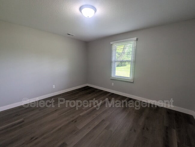 Building Photo - 1437 W Cedar Canyons Rd
