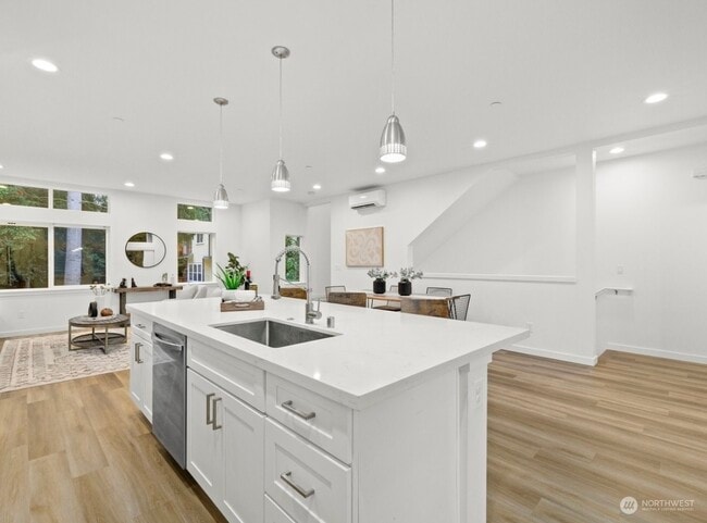 Building Photo - 14825 35th Ave W