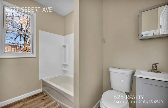 Building Photo - 6527 Sebert Ave