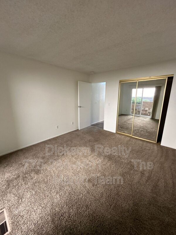 Building Photo - 2904 Tierra Verde W