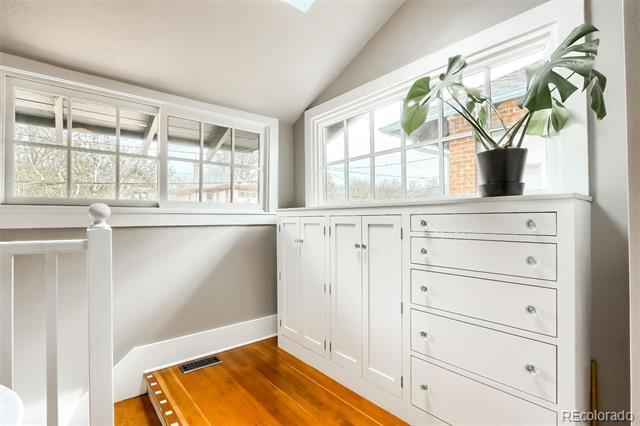 Building Photo - 1220 Fillmore St