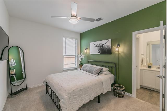 Building Photo - 2549 Birchcrest Dr