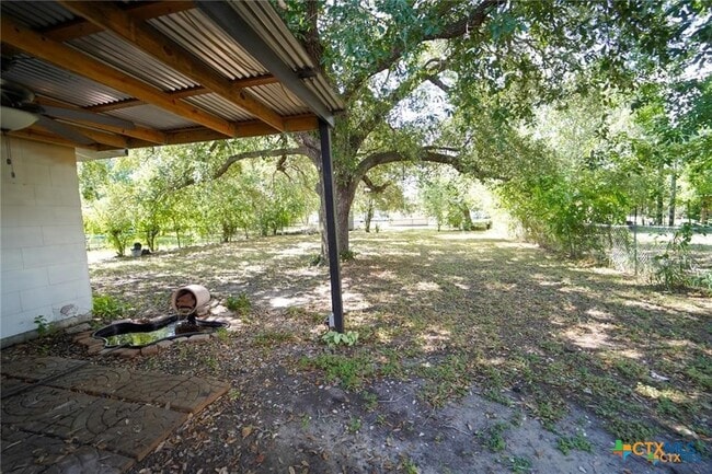 Building Photo - 1005 E Polk Ave