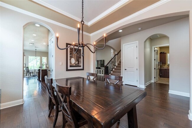 Building Photo - 407 Indianwood Dr