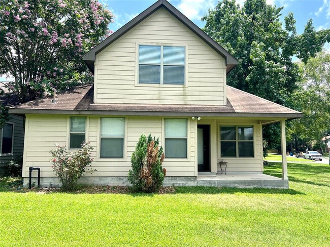 Building Photo - 14876 Cetus Ct