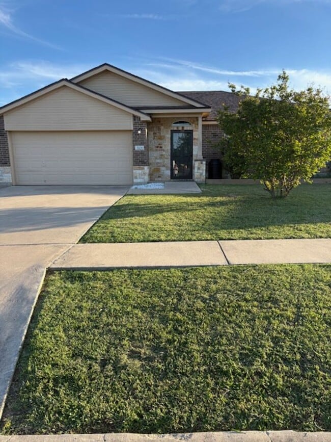 Building Photo - 3106 Alamocitos Creek Dr