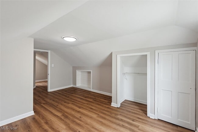 Building Photo - 3846 E Antisdale Rd