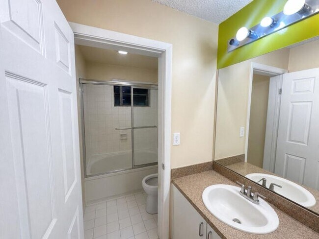 Building Photo - 11862 SW 98th Terrace