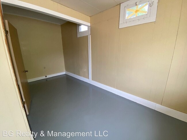 Building Photo - 3 br, 1 bath House - 219 S. Pierce Street