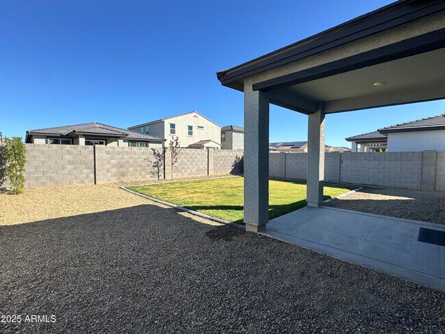 Building Photo - 18228 W Daley Ln