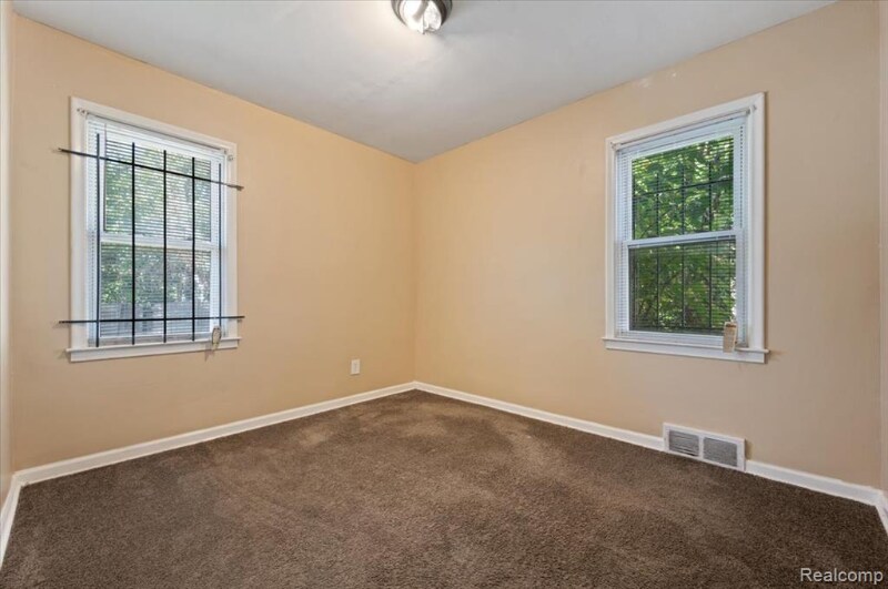 Building Photo - 14301 Freeland St