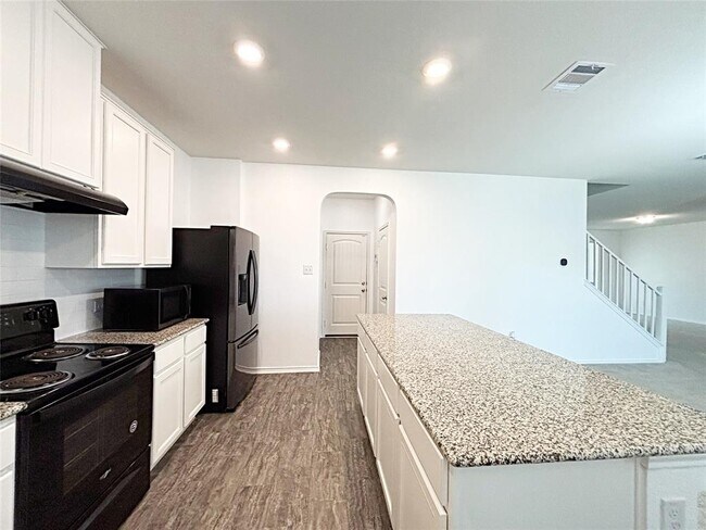Building Photo - 1720 Foxglove Dr