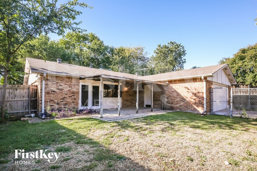 Building Photo - 3409 Ardis Dr