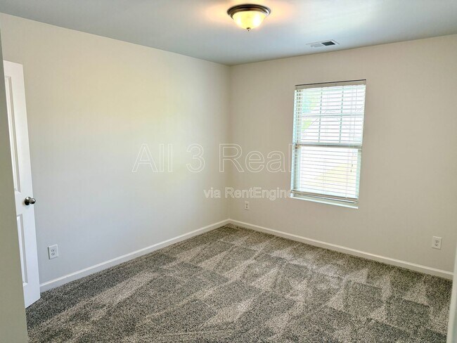 Building Photo - 6107 Heisler St