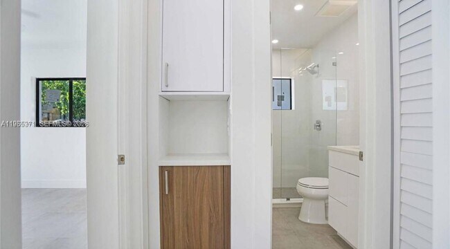 Building Photo - 1119 W Las Olas Blvd