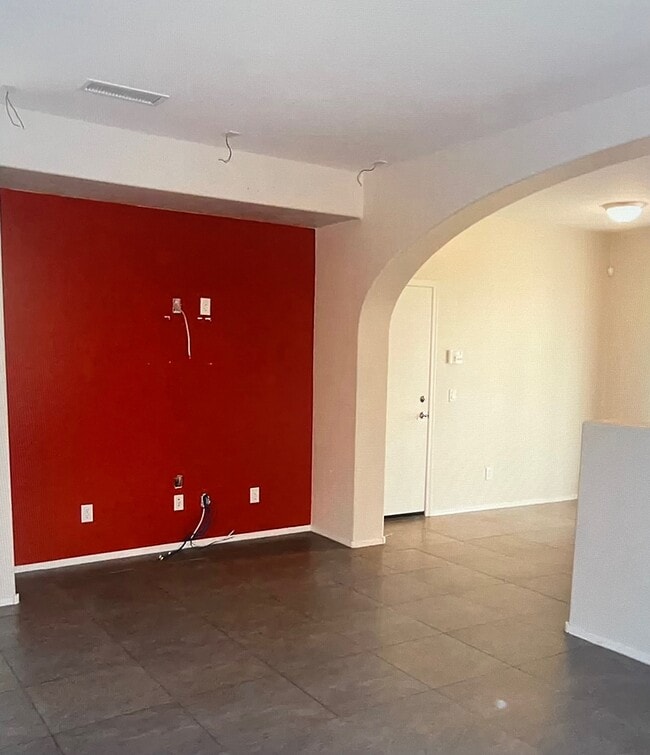 Building Photo - 1139 E Park Ave