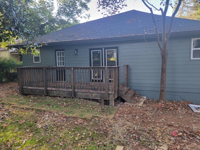 Back Deck - 1131 Montreat Ave SW