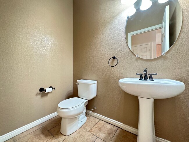 Building Photo - TIMBER CREEK VILLAGE