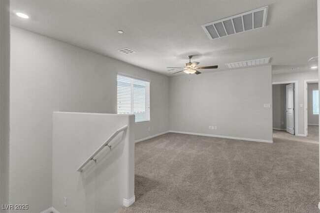 Building Photo - 487 Via Renata